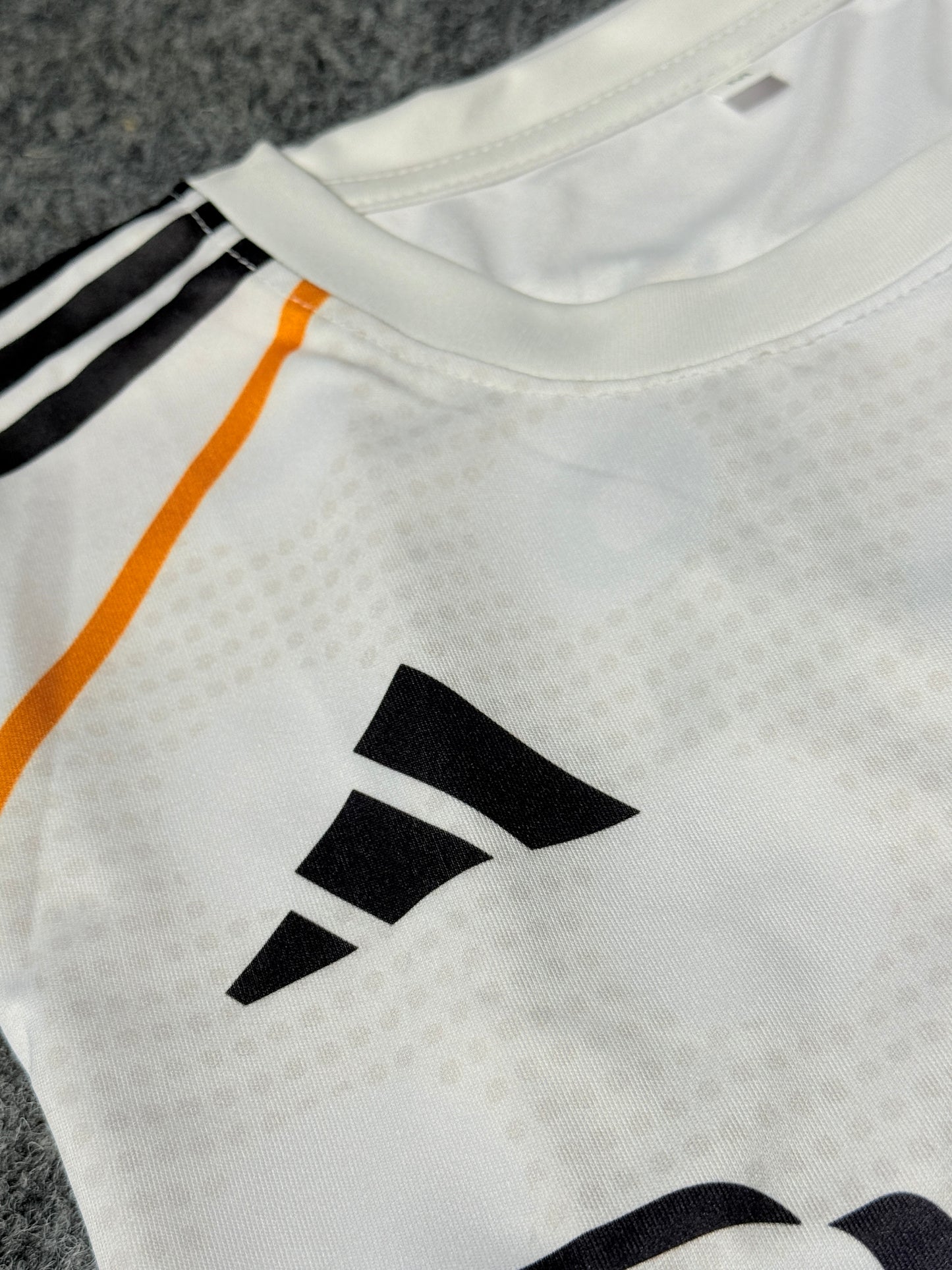 REAL MADRID HOME 25/26 JERSEY