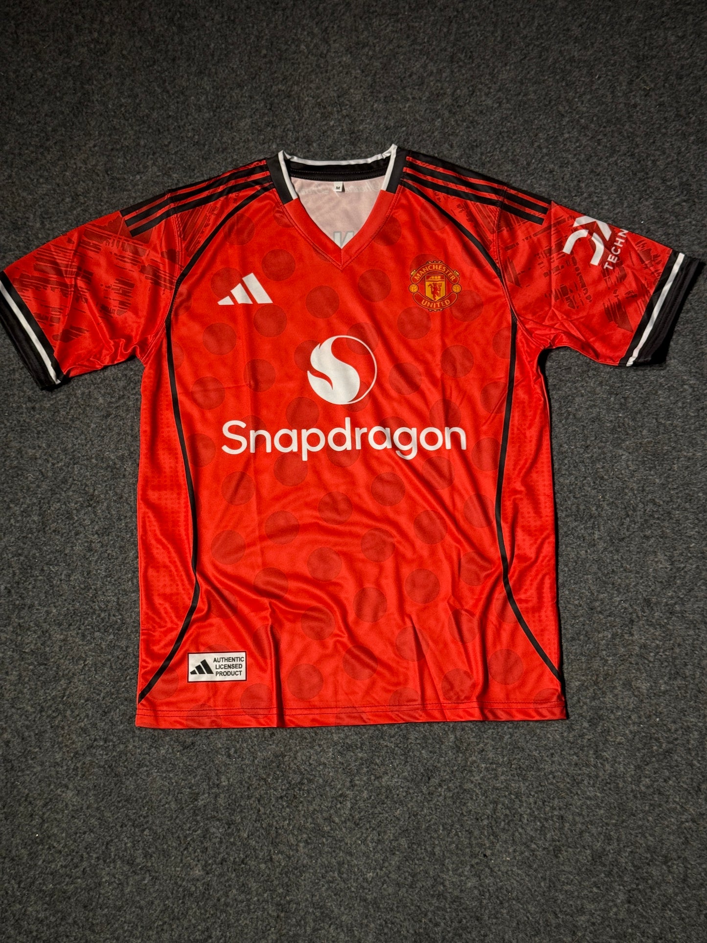 MANCHESTER UNITED 25/26 HOME JERSEY